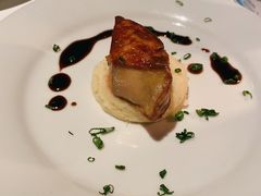 香煎鹅肝-茹丝葵经典牛排馆(上海外滩店)
