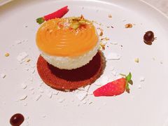 -The ROOF (通盈中心店)