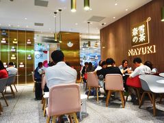 大堂-奈雪的茶(湖滨银泰in77C区PRO店)