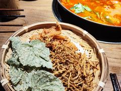 -贵府酸汤牛肉火锅·贵州老字号(飞山街店)