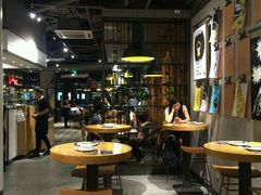 -乐凯撒披萨(东方新世界店)