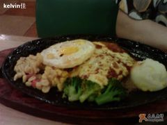 猪排-萨莉亚意式餐厅(特力时尚汇店)