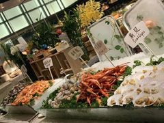 -飨食汇全日制餐厅·昆山皇冠假日酒店(九方店)