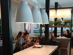 大堂-肯德基(沧州高铁站店)