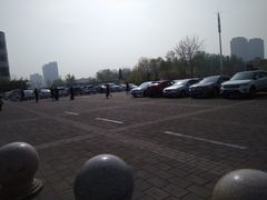 -天津市人民医院-停车场