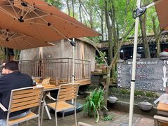 -土砂锅生态山庄·非遗砂锅雅鱼