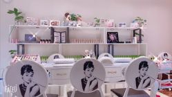 -璀璨&星光美甲美睫店