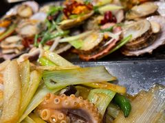 -老东镇啤酒屋海鲜加工·蒸汽海鲜·海鲜烧烤(台东店)