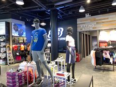 -SKECHERS 斯凯奇(上海国际时尚中心店)