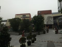 -虹桥新天地