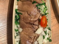 葱葱牛舌-玛格萝妮比萨屋(四平店)