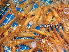 -三亚火车头万人海鲜广场