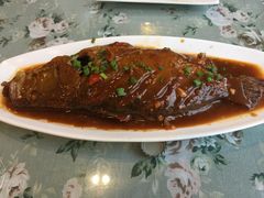 -黄山阿拉酒店(黄山风景区换乘中心店)