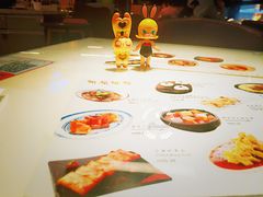 -新大咀港式茶餐厅(宝山万达店)