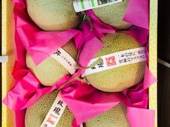 -上海龙吴水胜海发市场