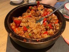 当红小炒肉石锅饭-新白鹿餐厅(城西银泰城店)