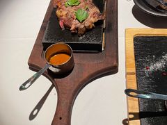 -Erman岩烧牛排(虹桥南丰城店)