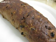 葡萄干核桃面包-西点坊(浦东香格里拉店)