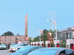 -TESLA 特斯拉(北京南四环中路特斯拉中心)