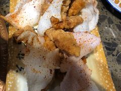 -沪小二炭火蛙锅(淮海中路美食不夜城店)