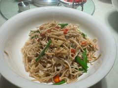 -味上湘菜馆(岳麓山店)