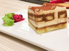 -必胜客(东大桥店)