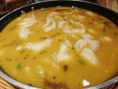 激情花椒鱼-有红鸡毛店·川菜(建设路店)