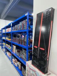 -逝水玩具折扣店