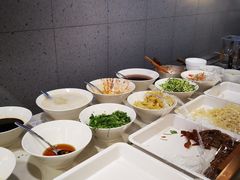 自助调料区-一醒·手工面·西北传统小吃(新南凯德店)