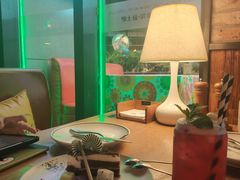 -Famous肥猫墨西哥音乐餐吧(五棵松华熙LIVE店)