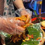 如果就餐的人数多,可以建议点一个这样的拼盘