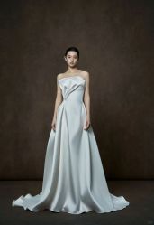 -南京宝娜嫁衣婚纱礼服馆(中央路店)