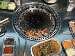 -马路牙子烧烤音乐酒馆(望京店)