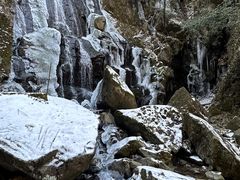 -藏龙百瀑风景区