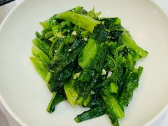 -新一家农家菜(华景新城店)