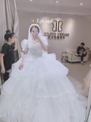 -Color卡诺婚纱礼服馆(南京严选店)