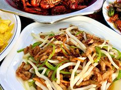 -丹水桥地锅鱼·翘嘴鲌·地方特色全鱼宴(丹江口大坝店)