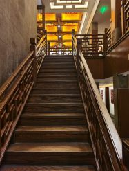 -梅龙镇酒家·宴会厅(南京西路总店)