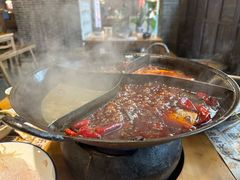 -白乐天毛肚火锅馆(南滨路店)