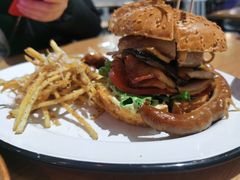 -HELLO 27 意面·沙拉·帕尼尼