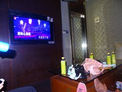 -GAGA主题量贩式KTV平价店(工大店)