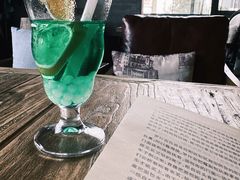 -reading cafe瑞汀咖啡(新华路店)