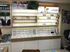 -视野联行眼镜·蔡司·控优点授权(长白万象汇店)