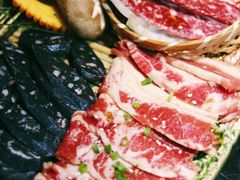 -山川小町·极番烧肉(新地假日广场店)
