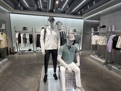 -迪桑特DESCENTE(青岛山东路万象城店)