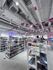 -嗨本可潮玩仓(大兴大悦春风里店)