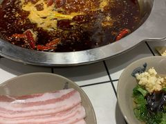 红锅-老街坊市井火锅(营门口店)