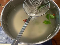 -牛满溢·自助潮汕鲜牛肉火锅(龙汇路店)