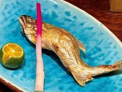 盐烤香鱼-加奈日本料理
