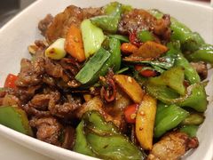 嘉丰小炒肉-嘉丰湘菜馆(芳群园店)